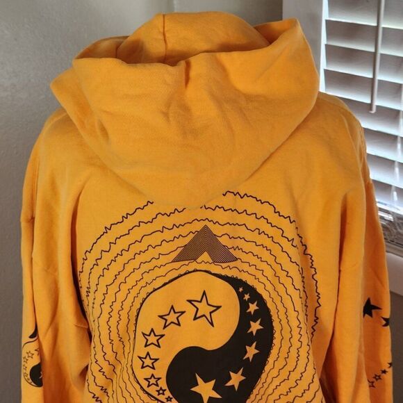 Bianca Chandon Yogi Pullover Hoodie Size XL Orange stars - Picture 9 of 16